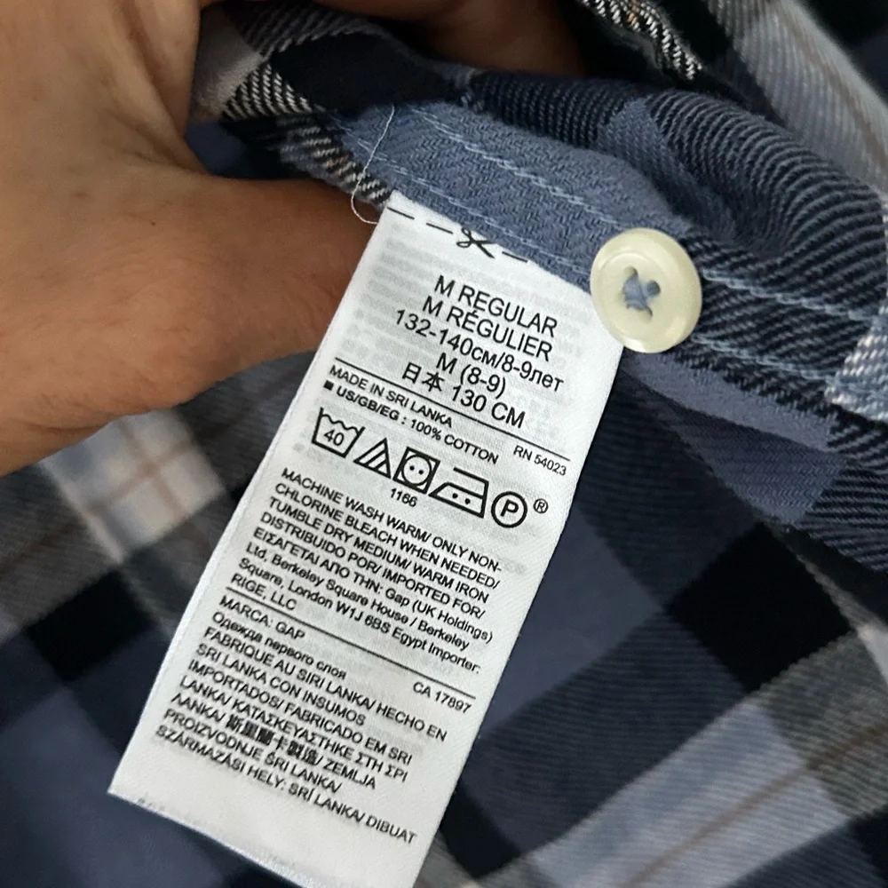 GAP Kids Boys Size Medium Navy and White Plaid Button Down Shirt